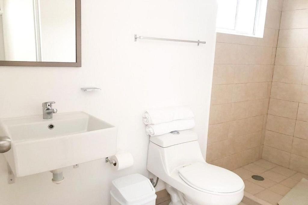Вилла Modern Pool Side, 3 Bdrm House With Parking Пуэрто-Вальярта Экстерьер фото